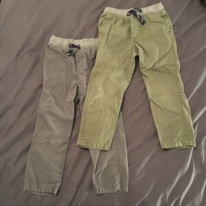 Carter’s Simple Joy’s Joggers in 4T (2-pack)
